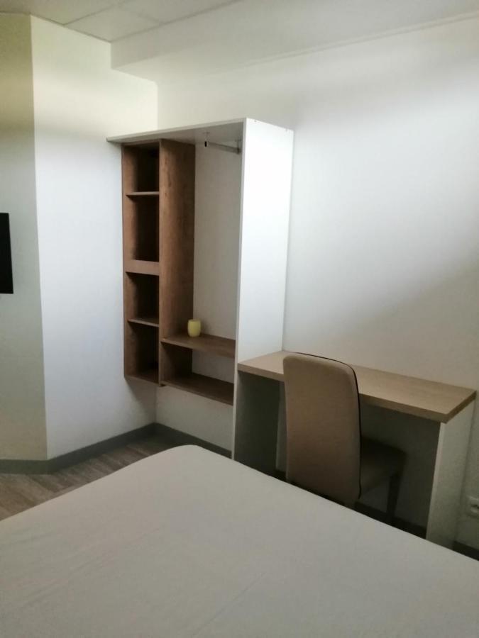 Appartel 76 Chambres Rouxmesnil-Bouteilles Экстерьер фото